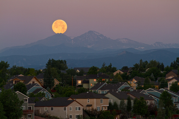 Moonset over Mount Meeker - from Fort Collins, CO
